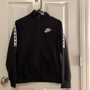 Black nike jacket